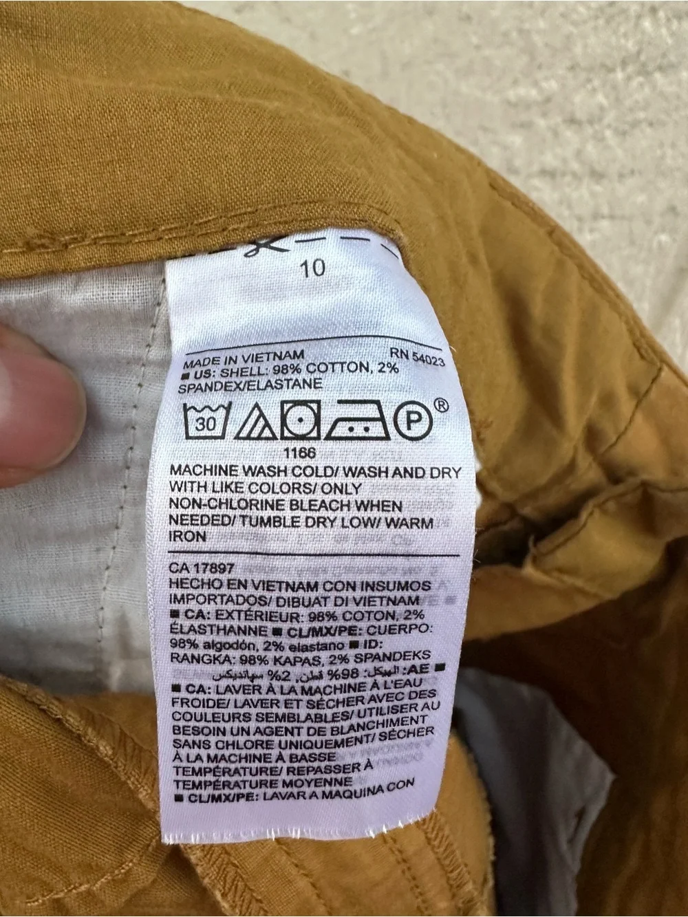 Old Navy Women’s size 10 Mustard Chino Bike Shorts